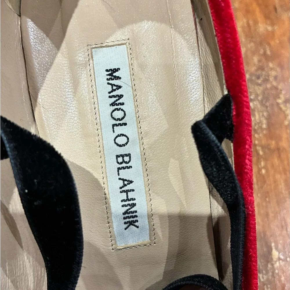 Manolo Blahnik Red Velvet Pointed-Toe Flats with Black Lace-Up Trim - Picture 2 of 8